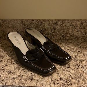 Madeline Stuart Collection Closed Toe Kitten Heel Mule - Brown